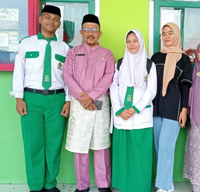 Dua Siswa MAN 2 Tanjabtimur Lulus  Administrasi  CAPASKA