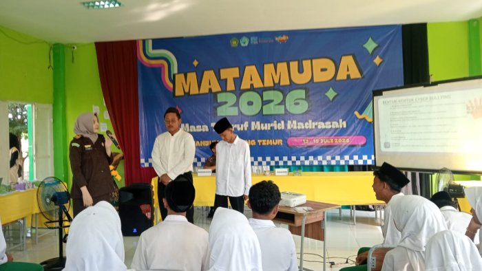 Cegah Perundungan Siber,Cabjari Nipah Panjang Febrainy Berikan Penyuluhan Hukum di Matamuda MAN 2 Tanjab Timur Cegah Perundungan Siber,Cabjari Nipah Panjang Febrainy Berikan Penyuluhan Hukum di Matamuda MAN 2 Tanjab Timur