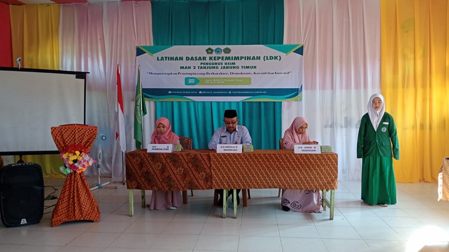 KepMad : Pengurus OSIM Harus Menjadi Lokomtif Bagi Siswa yang lain