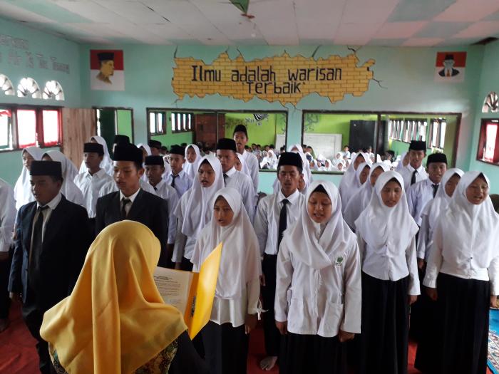 MAN 2 Tanjab Timur Adakan Maulid Nabi Muhammad SAW sekaligus Pelantikan Pengurus OSMA