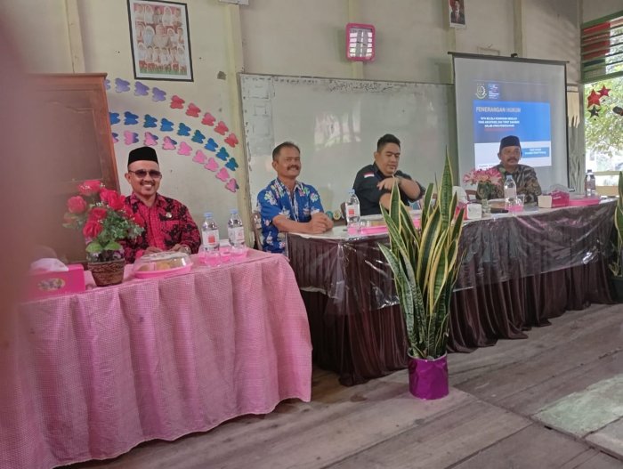 Kepala MAN 2 Tanjung Jabung Timur Ikuti Kegiatan Penerangan Hukum oleh Kacabjari Nipah Panjang