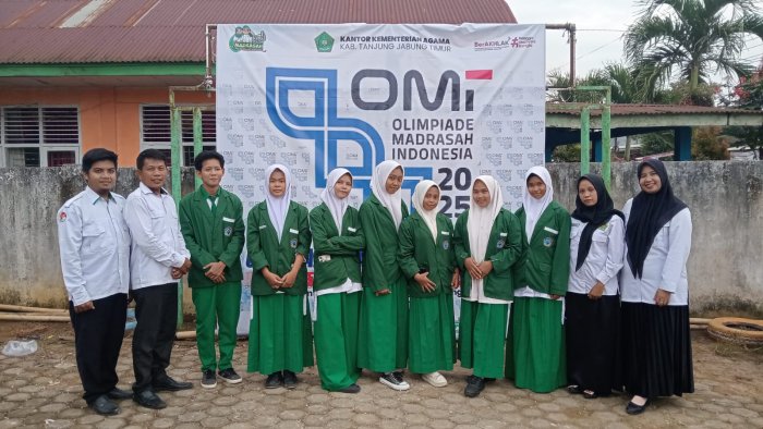 Dua Siswi MAN 2 Tanjung Jabung Timur Lolos OMI Tingkat Provinsi Jambi