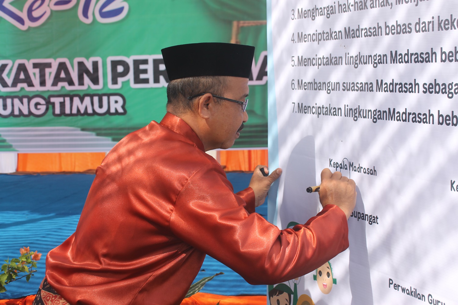 MAN 2 Tanjung Jabung Timur Deklarasikan Madrasah Ramah Anak