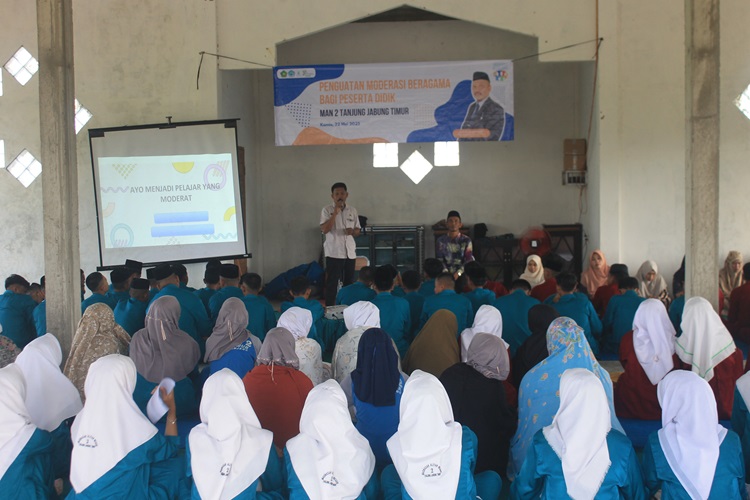 MAN 2 Tanjung Jabung Timur Gelar Diskusi Penguatan Moderasi Beragama 