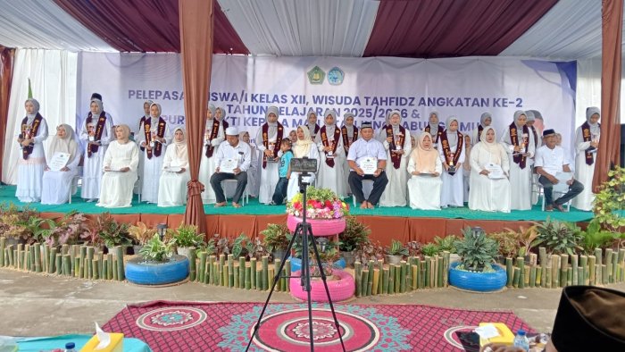 Wujudkan Generasi Qurani, 21 Siswa MAN 2 Tanjung Jabung Timur Ikuti Wisuda Tahfiz