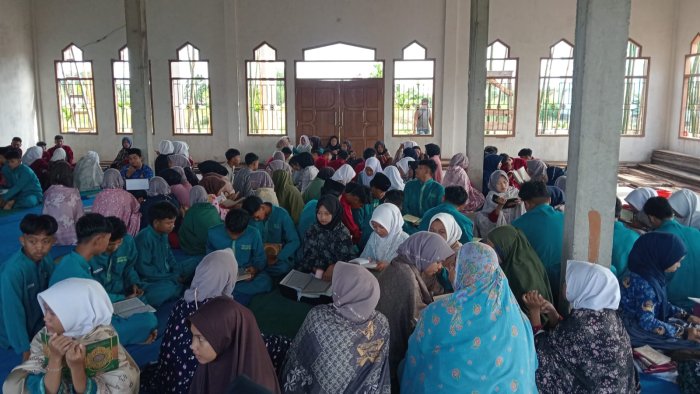 Program Tahfizh dan Tahzin, MAN 2 Tanjung Jabung Timur Lahirkan Siswa yang Qurani