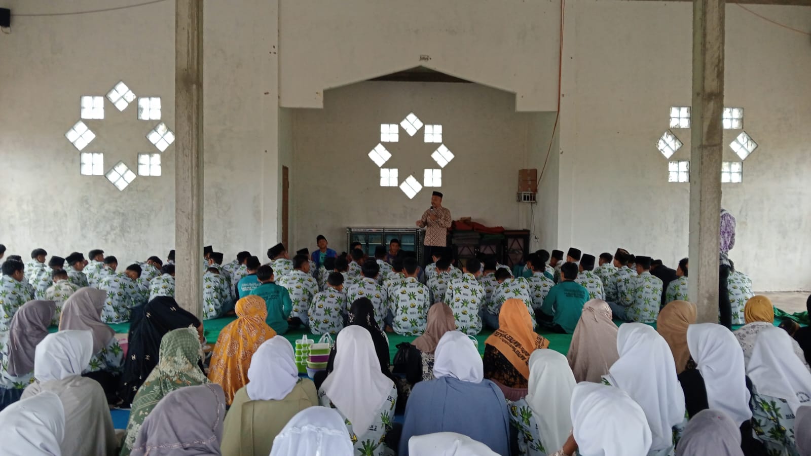 Sambut Ramadhan, MAN 2 Tanjung Jabung Timur Gelar Doa Bersama