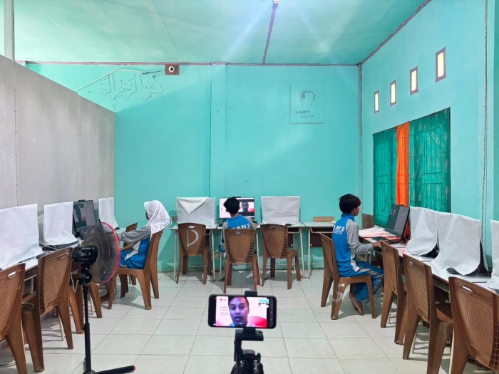 Tembus Kancah Nasional, Tiga Siswa MAN 2 Tanjab Timur Melaju ke Grand Final Literasi Kebangsaan di Purwokerto