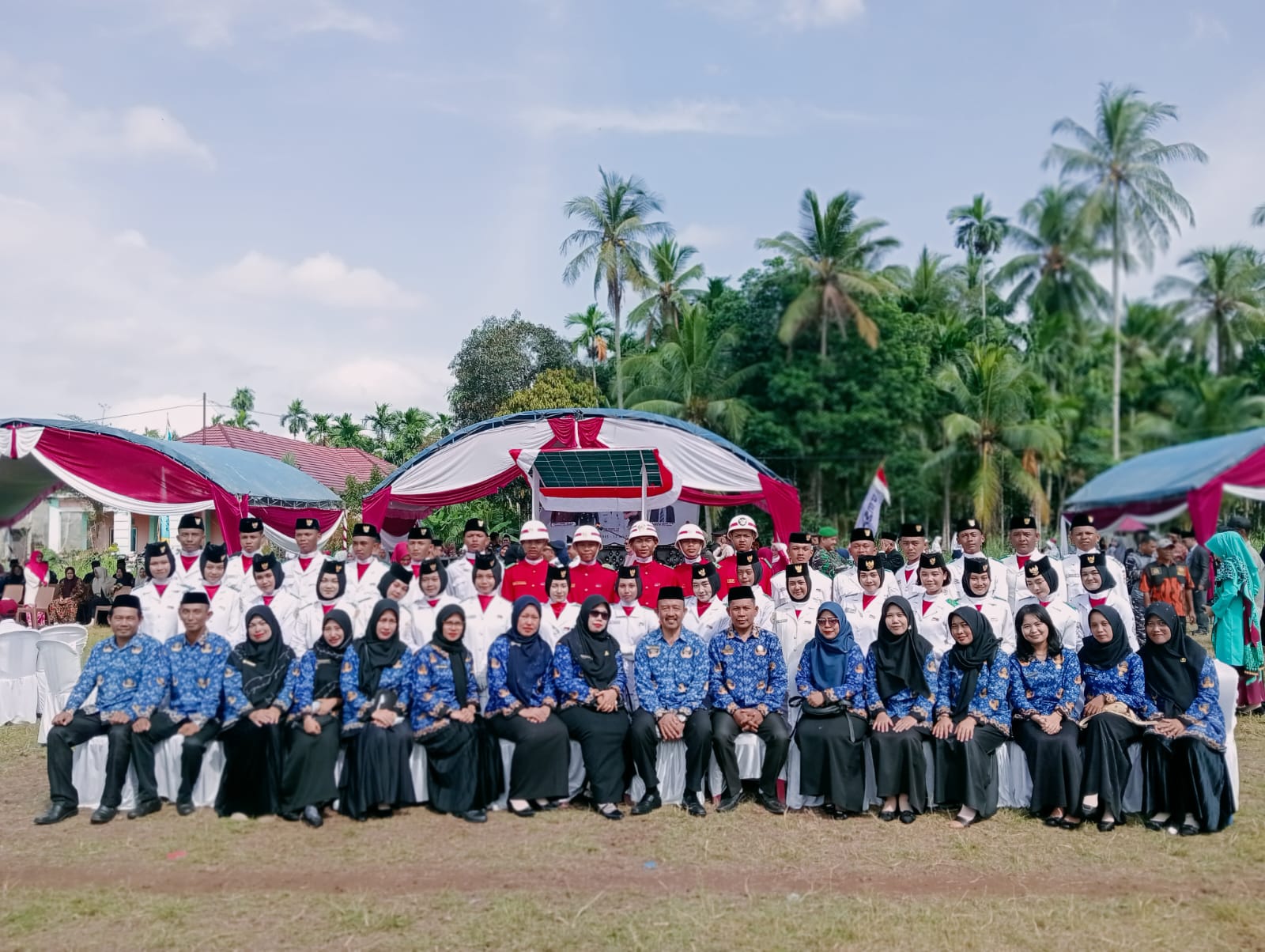 Empat Siswa MAN 2 Tanjung Jabung Timur Sukses Laksanakan Tugas sebagai Paskibraka Kecamatan Nipah Panjang