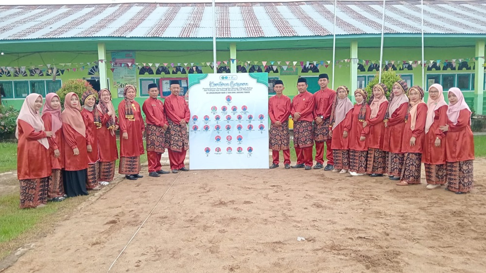 Momentum Hardiknas, MAN 2 Tanjung Jabung Timur Teken Komitmen Pembangunan Zona Integritas Menuju WBK dan WBBM