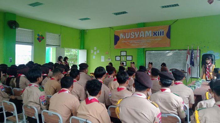 Putra Alamsyah dan Vincha Olivia Terpilih sebagai Pradana Putra dan Putri Pramuka MAN 2 Tanjung Jabung Timur