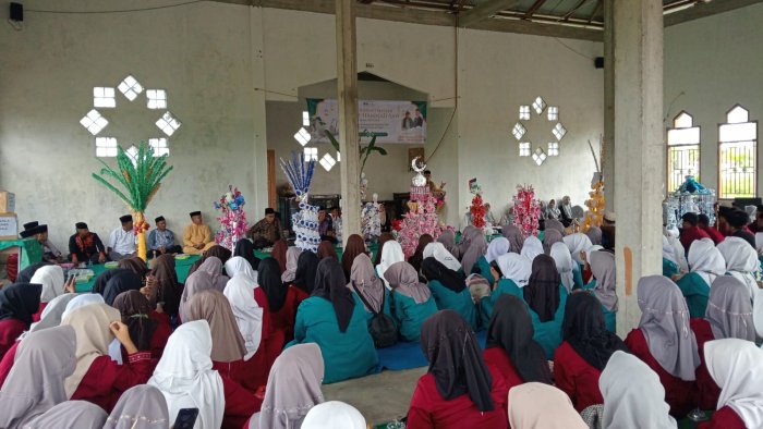 MAN 2 Tanjabtim Peringati Maulid Nabi dengan Tema Ekoteologi:Untuk Kelestarian Bumi dan Negeri